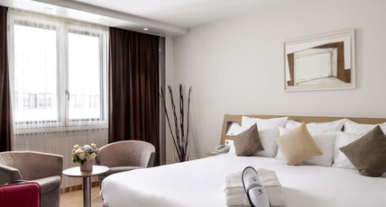 Novotel Paris Roissy CDG Convention Room Type - Suite with 1 double bed and 1 double sofa bed Novotel Paris Roissy CDG Convention Room Type - Suite with 1 double bed and 1 double sofa bed