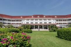 Centara Grand Beach Resort Hua Hin