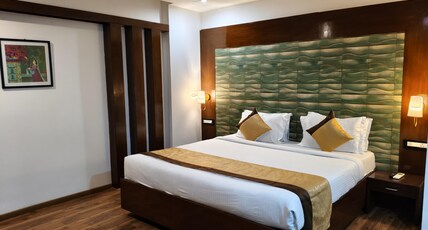 Hotel Hemaadri Grand Room Type - SUITE ROOM