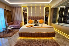 Romantic Luxury Studio with Bathtub