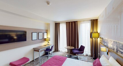 Mercure Bucharest City Center Room Type - Superior Room with 1 double bed, City side Mercure Bucharest City Center Room Type - Superior Room with 1 double bed, City side