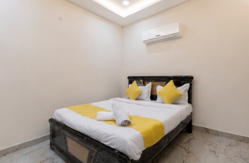 Annamalai 2BHK Homestay - Tap to explore photos