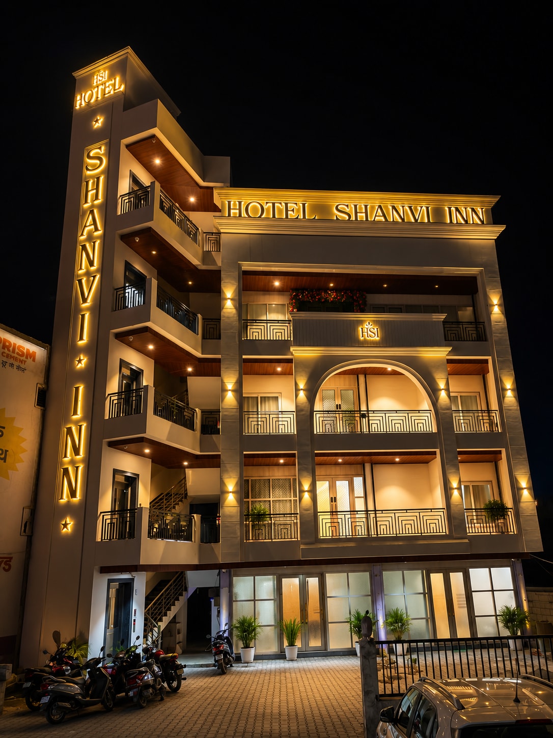 Hotel Shanvi Inn - Tap to explore photos