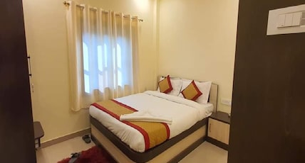 Hotel Gokul Raj Room Type - Standard AC Room Hotel Gokul Raj Room Type - Standard AC Room