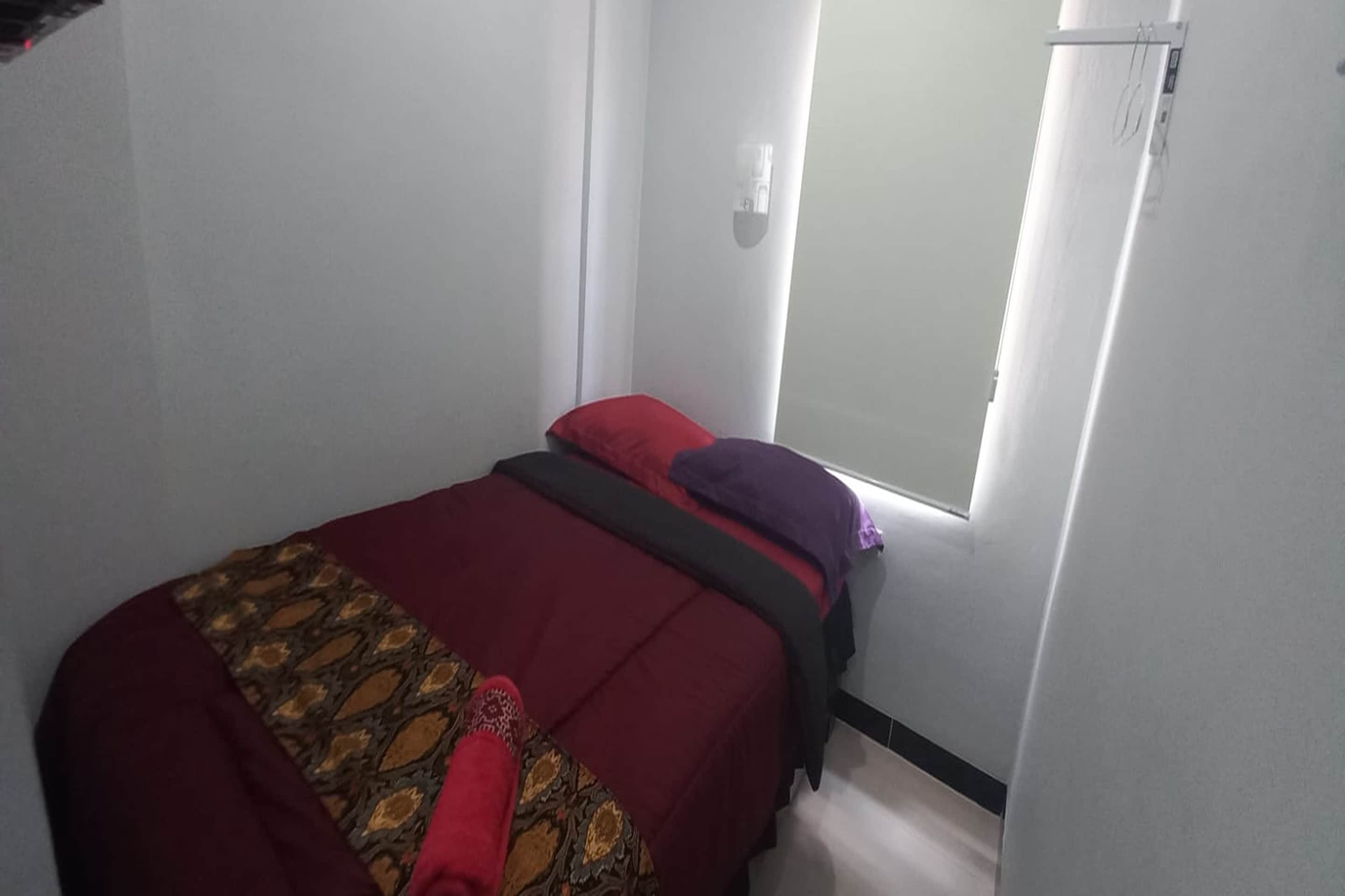 Hotel O Setia Budi Guest House 2 - Tap to explore photos