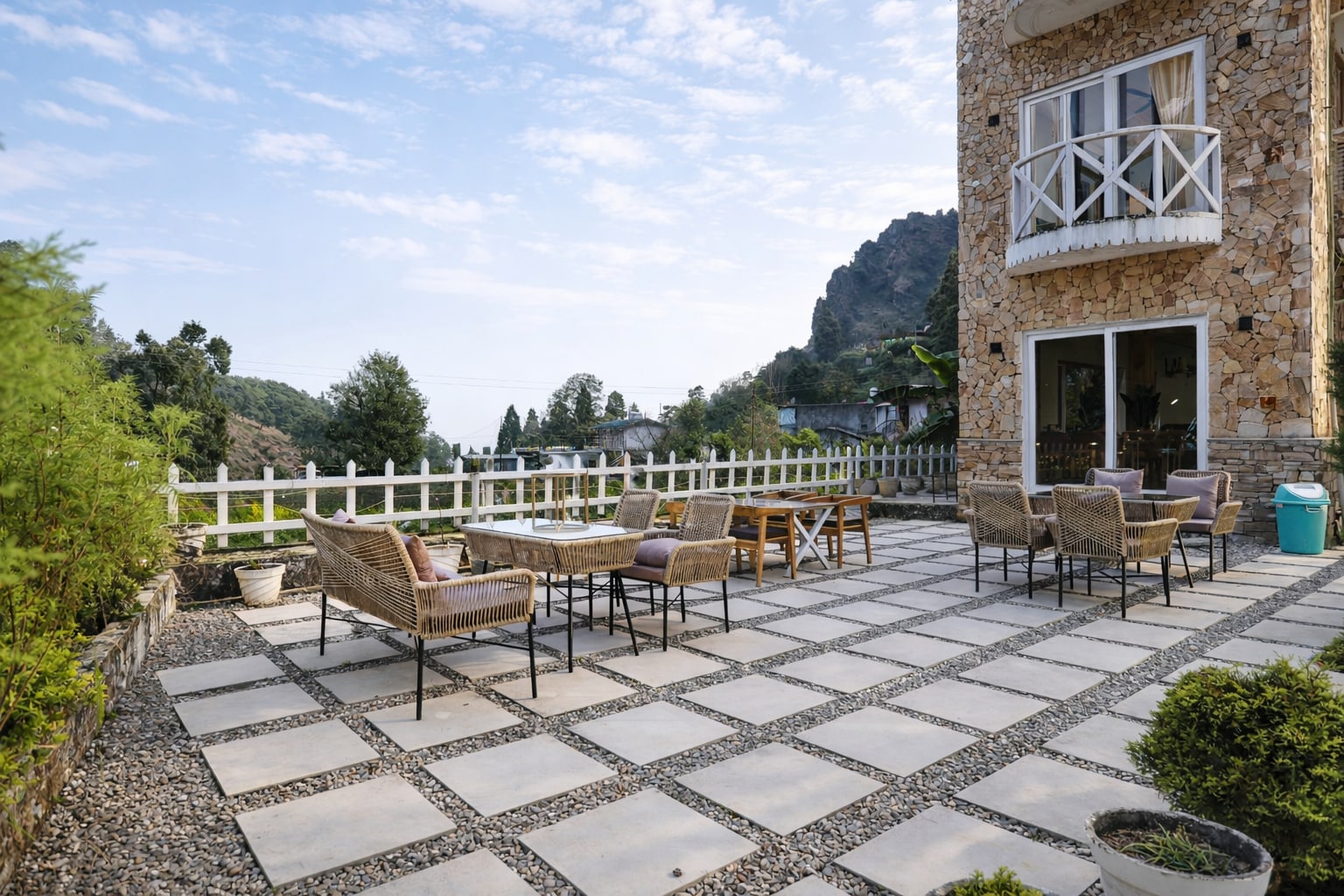 Four Farms - Best Resort In Nainital For Family - Tap to explore photos
