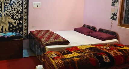 Namastey Nomads Room Type - Bachelors Paradise 