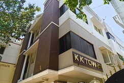 SAN0 Spacious 3BHK Apartment