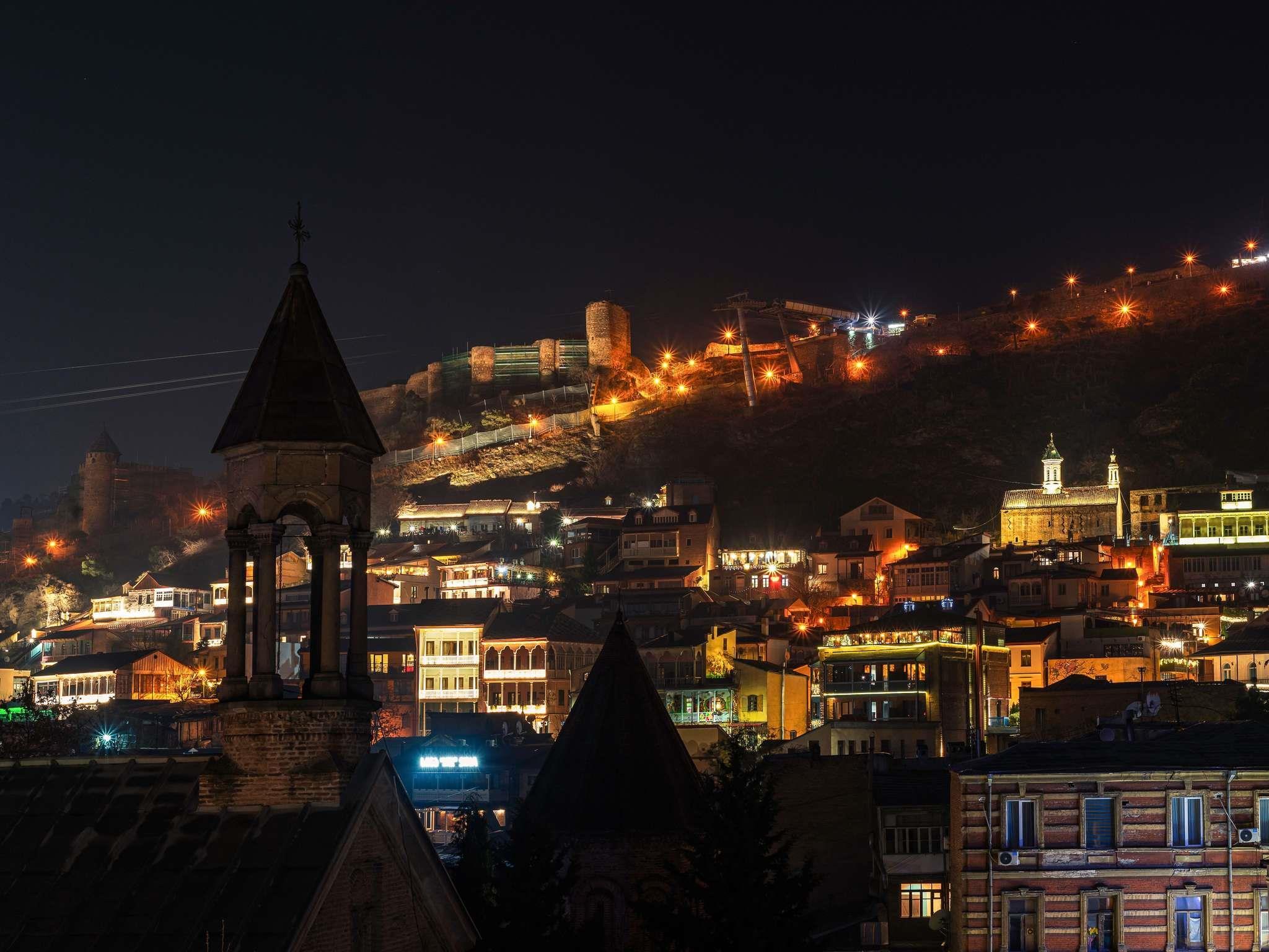 ibis Styles Old Tbilisi, Meidan Bazaar - Tap to explore photos