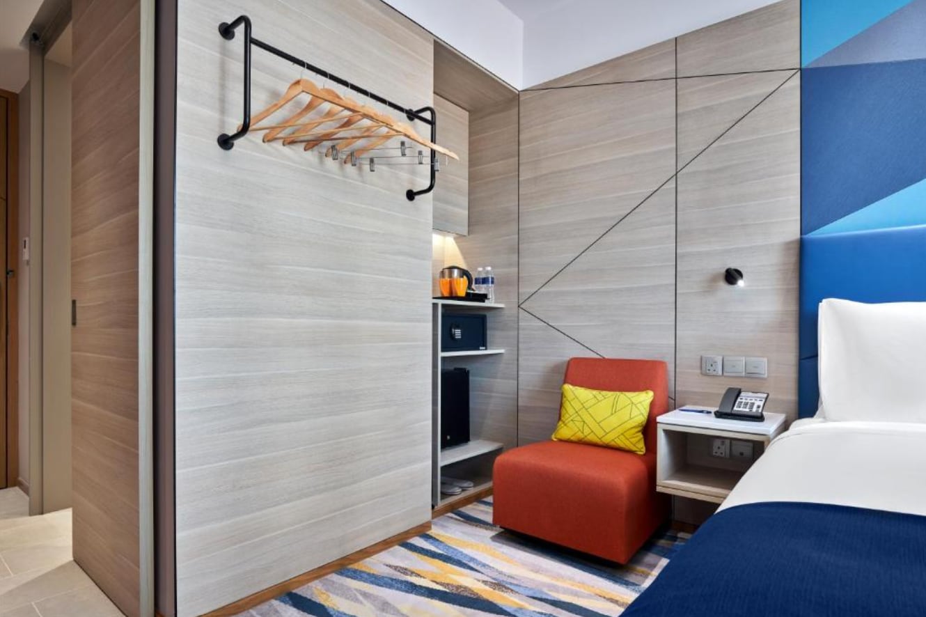 Holiday Inn Express Singapore Serangoon - Tap to explore photos