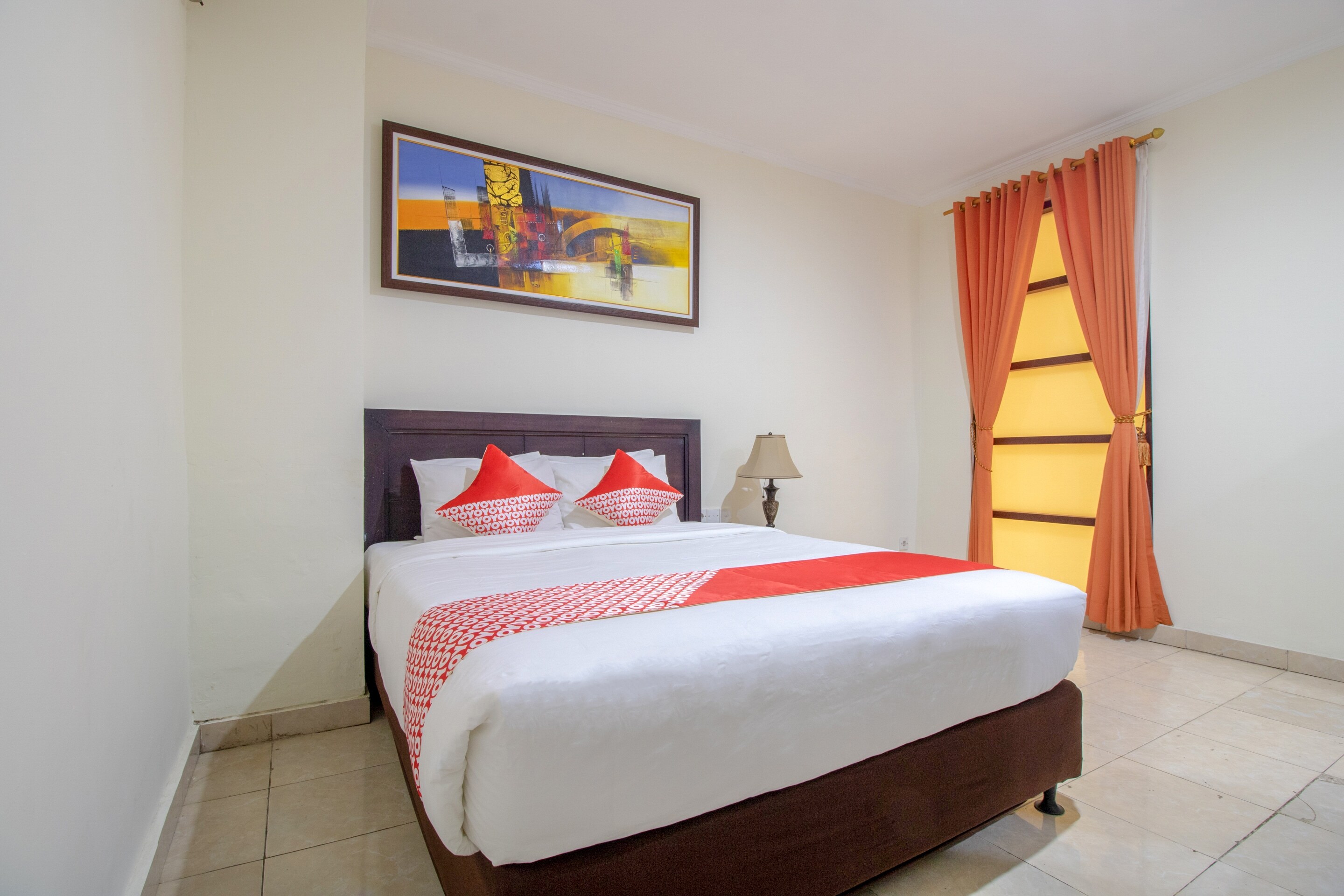 Flagship 2688 Guntur Hotel - Tap to explore photos