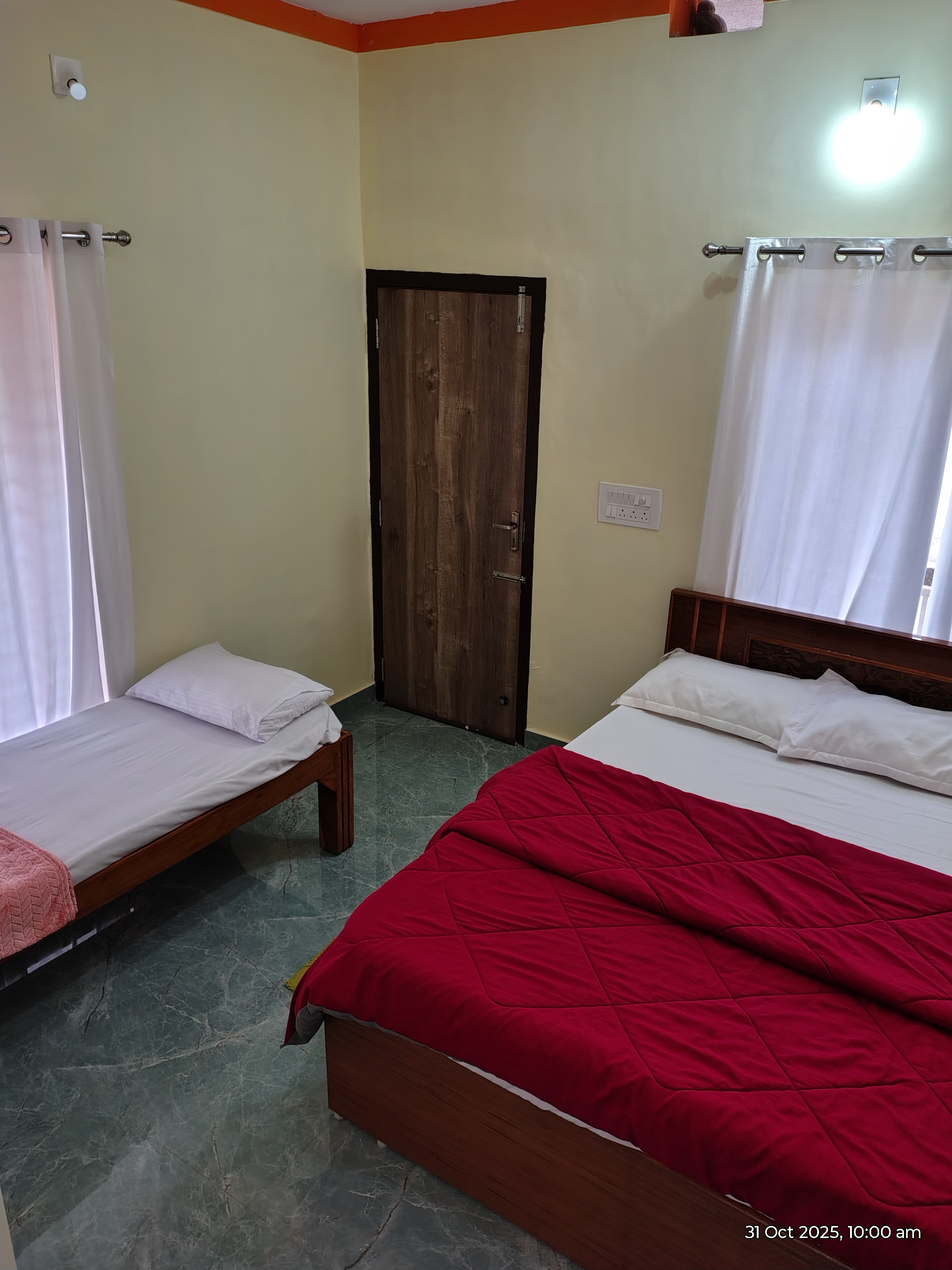 Belandur Bliss Homestay - Tap to explore photos