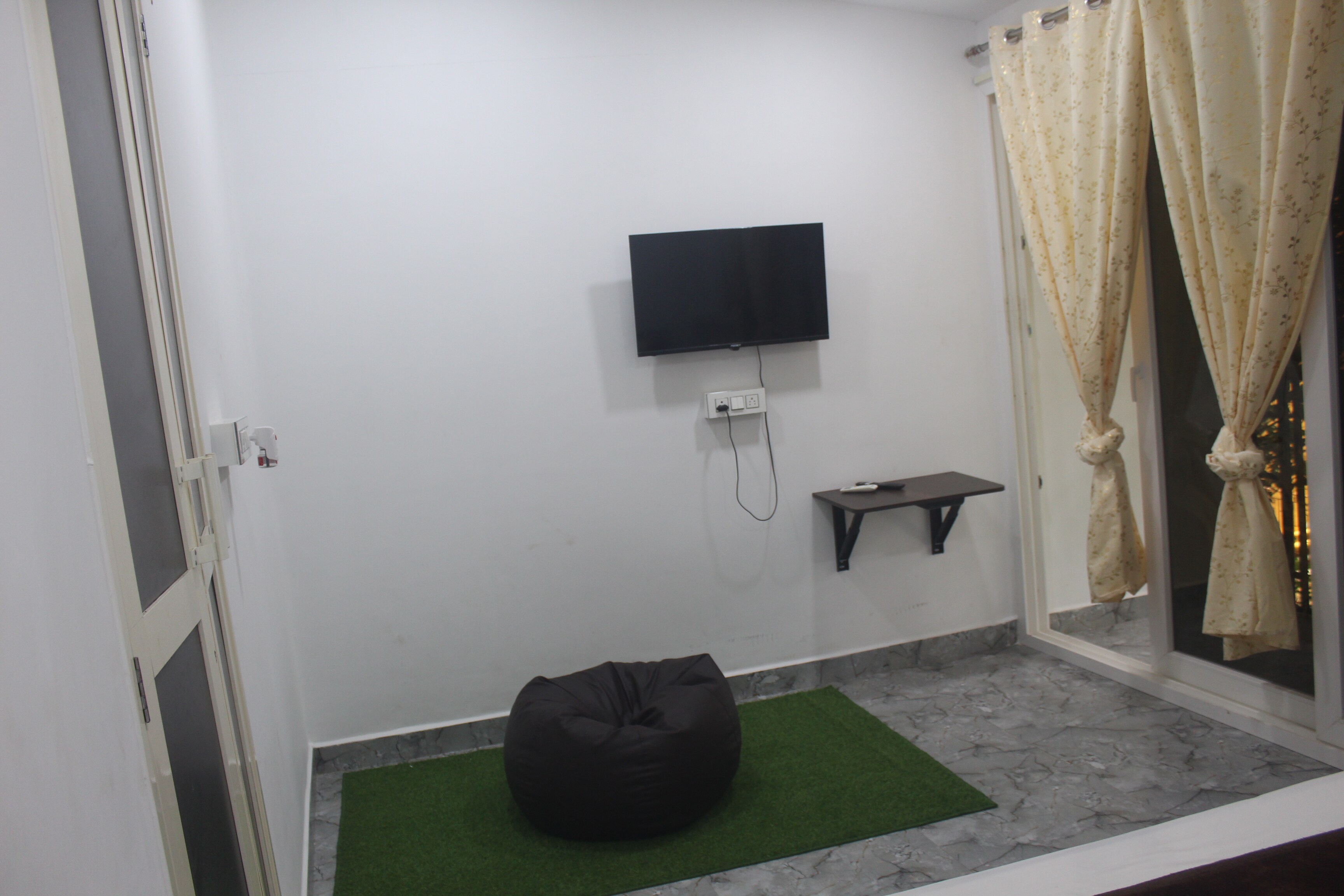 Home Available 100 mtr from the Ashvem Beach - Tap to explore photos
