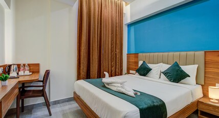 Silverkey Hotel Yelahanka Room Type - Premium Room