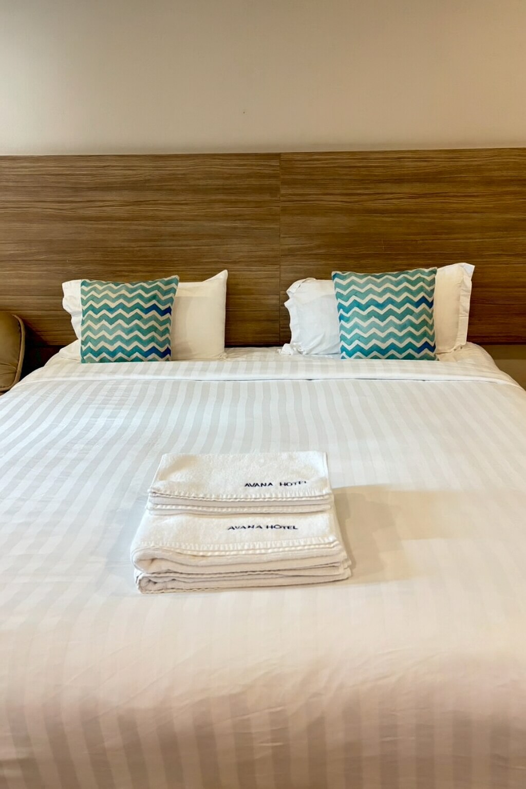 Avana Laemchabang Boutique Hotel - Tap to explore photos