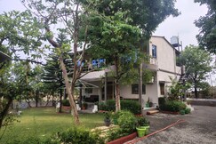 Crown Villa |Entire 5 BHK with Private Pool