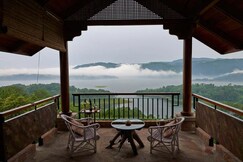 Ri Kynjai - Serenity By The Lake (by Centre Point Group)