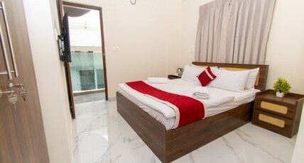 Chestnut and Cane Stays Room Type - AC SUPERIOR