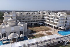 Bhan fort Palace Hotel & Resort
