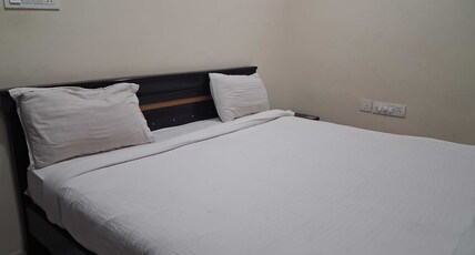 Hotel O SEERA ELITE Room Type - Classic