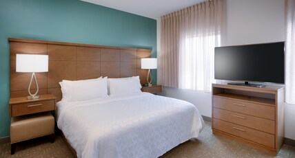 Staybridge Suites Lehi -  Traverse Ridge Center Room Type - Studio Suite