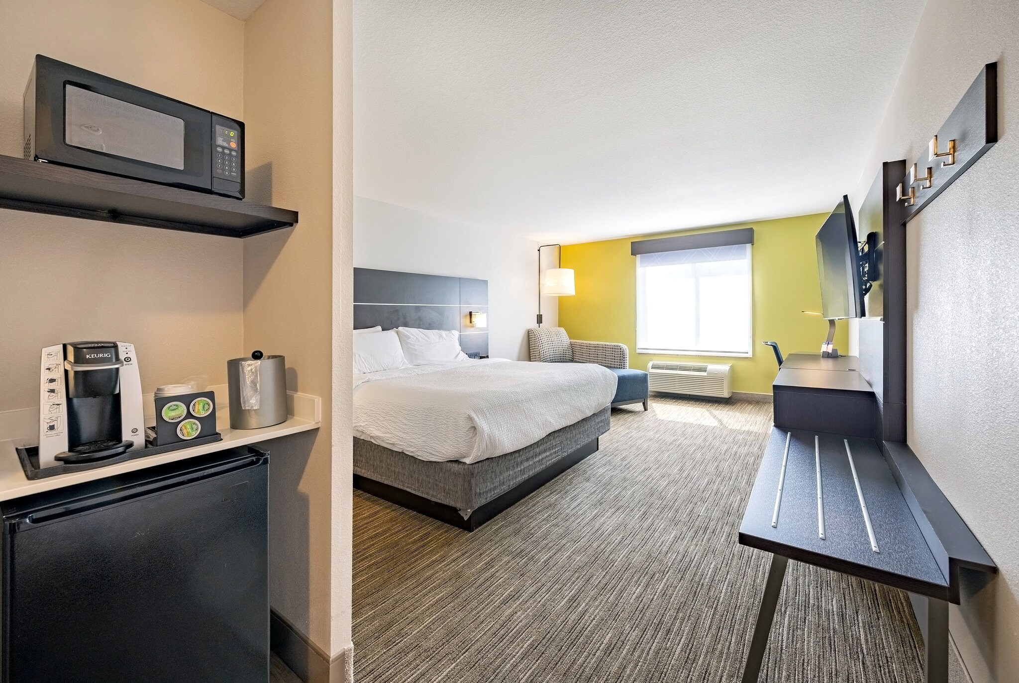 Holiday Inn Express & Suites WINONA - Tap to explore photos