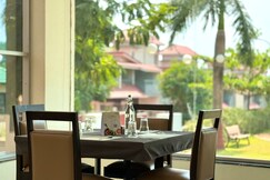 Hotel Sadhana Executive
