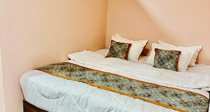 Hotel avigat Kabir Room Type - Deluxe Non-AC Room ( Yamuna )