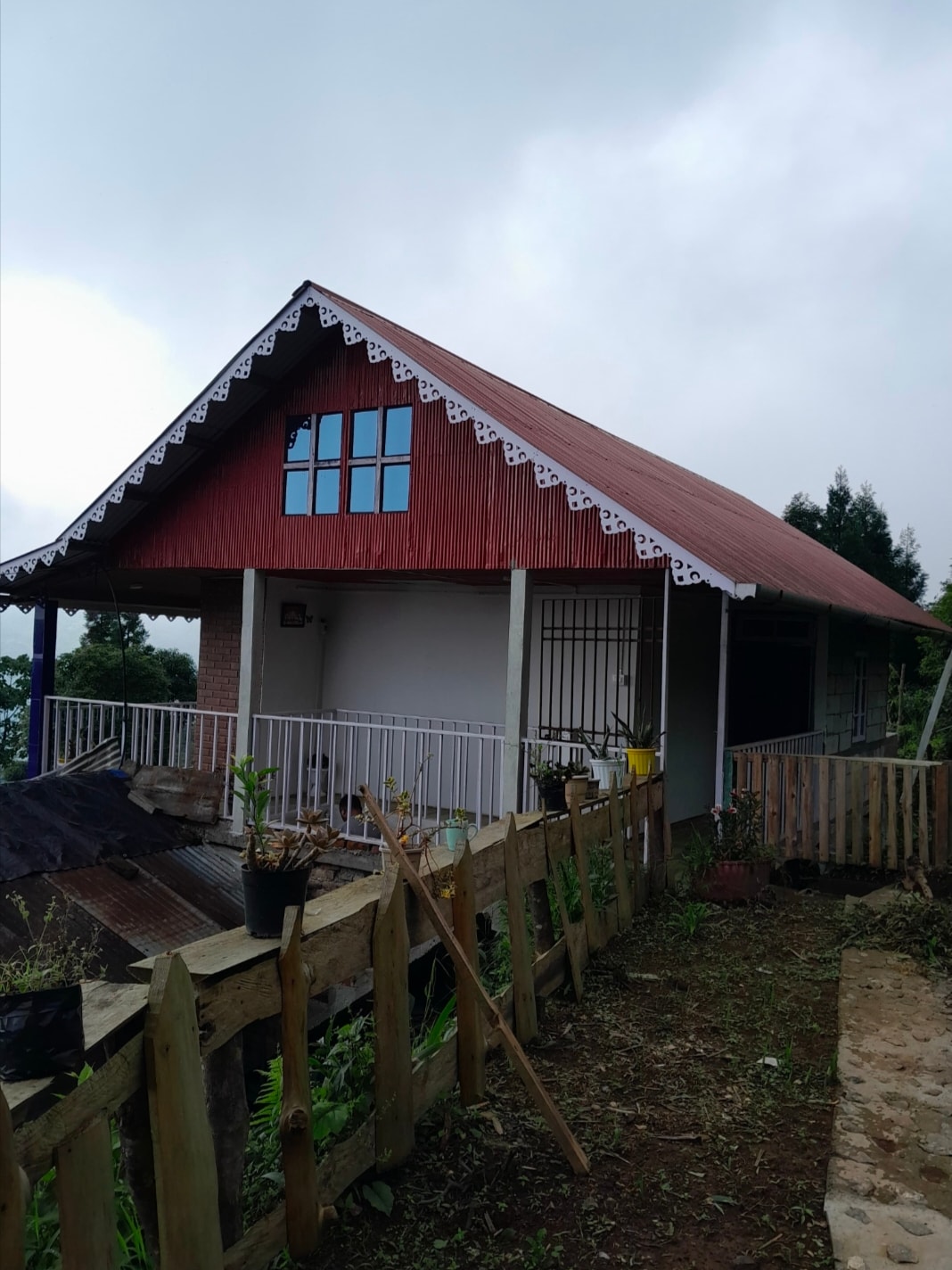 Jojolapa Hill Homestay - Tap to explore photos