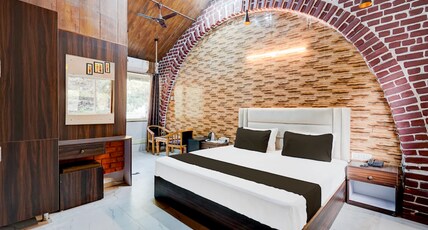 Zeiv Hermitage Resort Room Type - Cottage Style Room (AC)