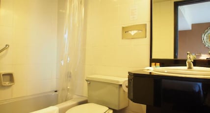 Best Western Plus Hotel Kowloon Room Type - 1 Double Bed, Deluxe Room, Air-Conditioned, High Speed Internet Access Best Western Plus Hotel Kowloon Room Type - 1 Double Bed, Deluxe Room, Air-Conditioned, High Speed Internet Access