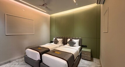 Hotel Mumbai House Pithampur Room Type - Deluxe Twin Bed Room