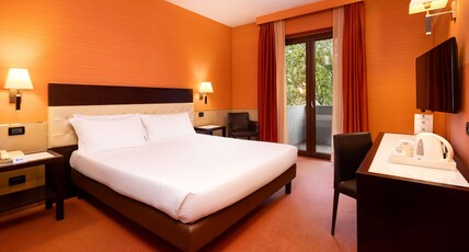Best Western Gorizia Palace Hotel Room Type - 1 King Bed, Standard Room