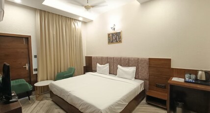 Hotel Green Olive Room Type - Deluxe Room
