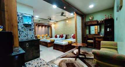 Shakuntala Residency Room Type - STUDIO ROOM