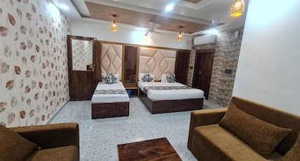 Hotel Vrindavan Palace Room Type - Premium Excutive AC Room Hotel Vrindavan Palace Room Type - Premium Excutive AC Room