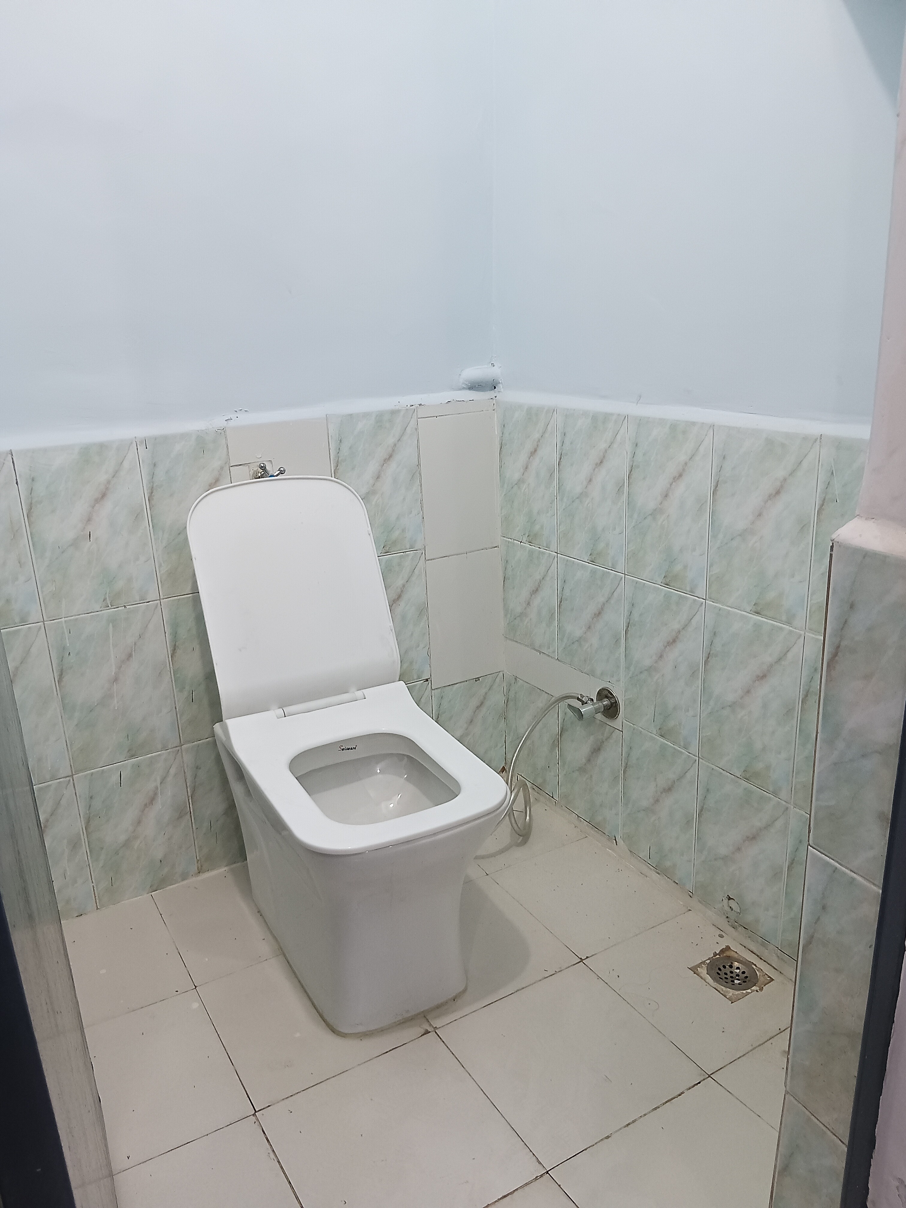 Luthra Niwas - Tap to explore photos