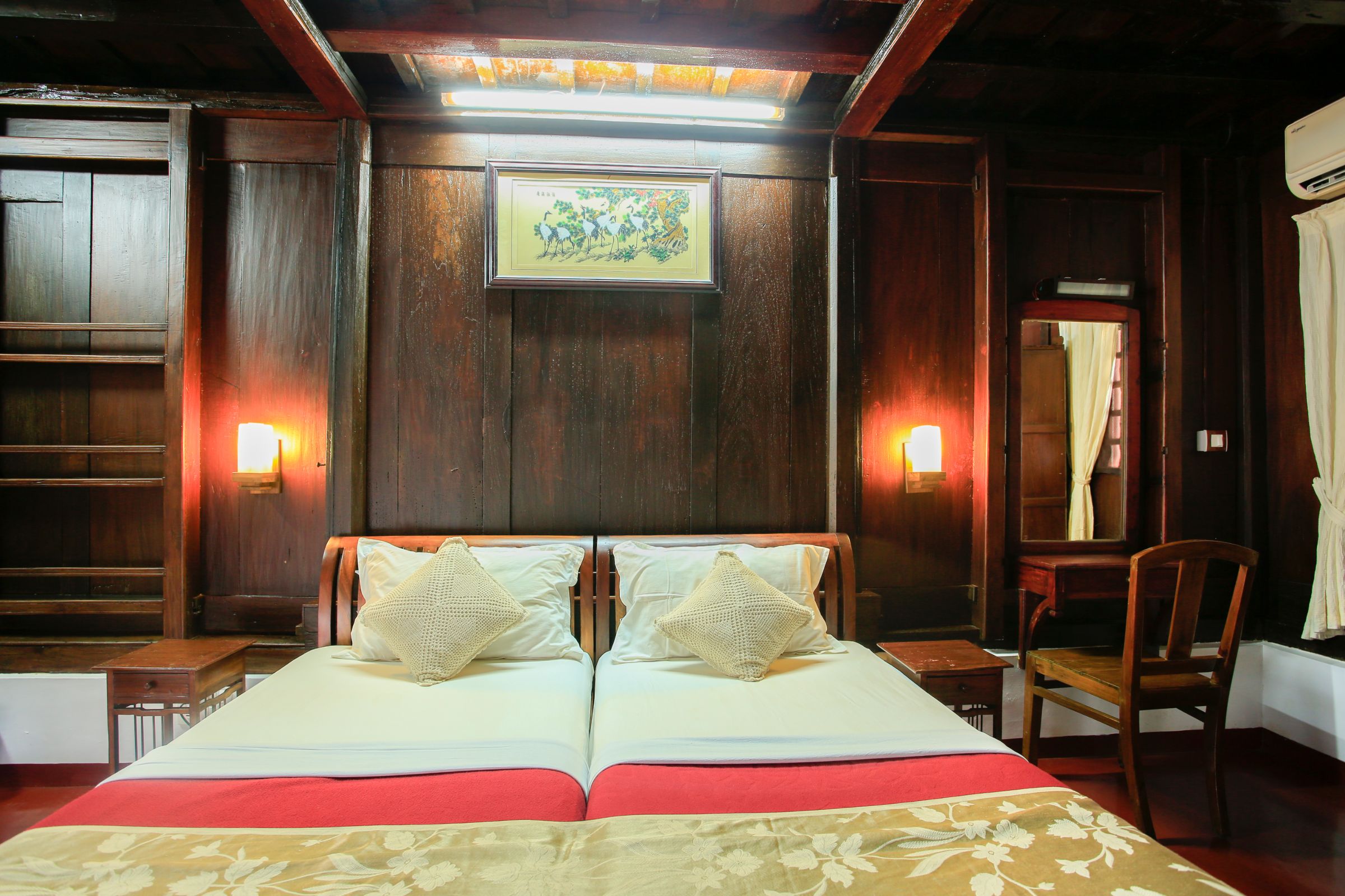 THARAVAD VILLA - Tap to explore photos