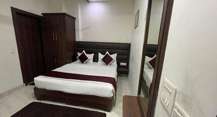 Hotel Opal Courtyard Room Type - Deluxe Double Room