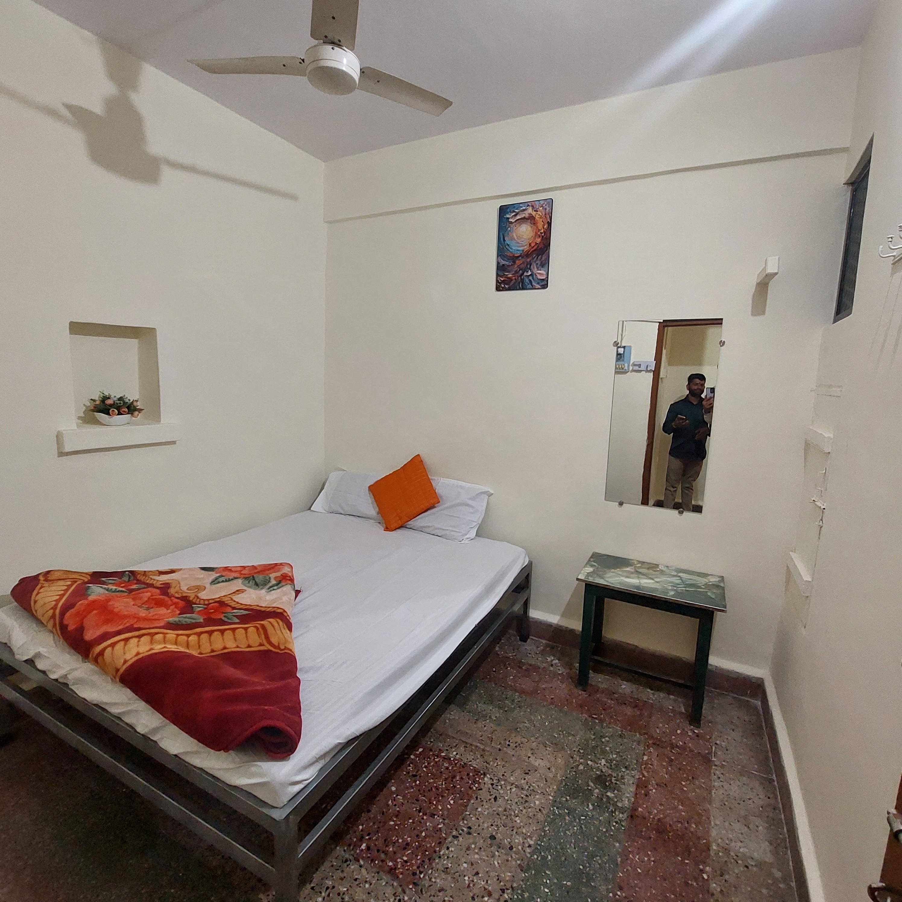 Shivshakti Guest House - Tap to explore photos