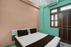 Hotel O The Grand Hotel