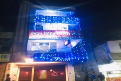 Hotel Deepika Palace