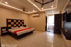 Hotel Tulsi