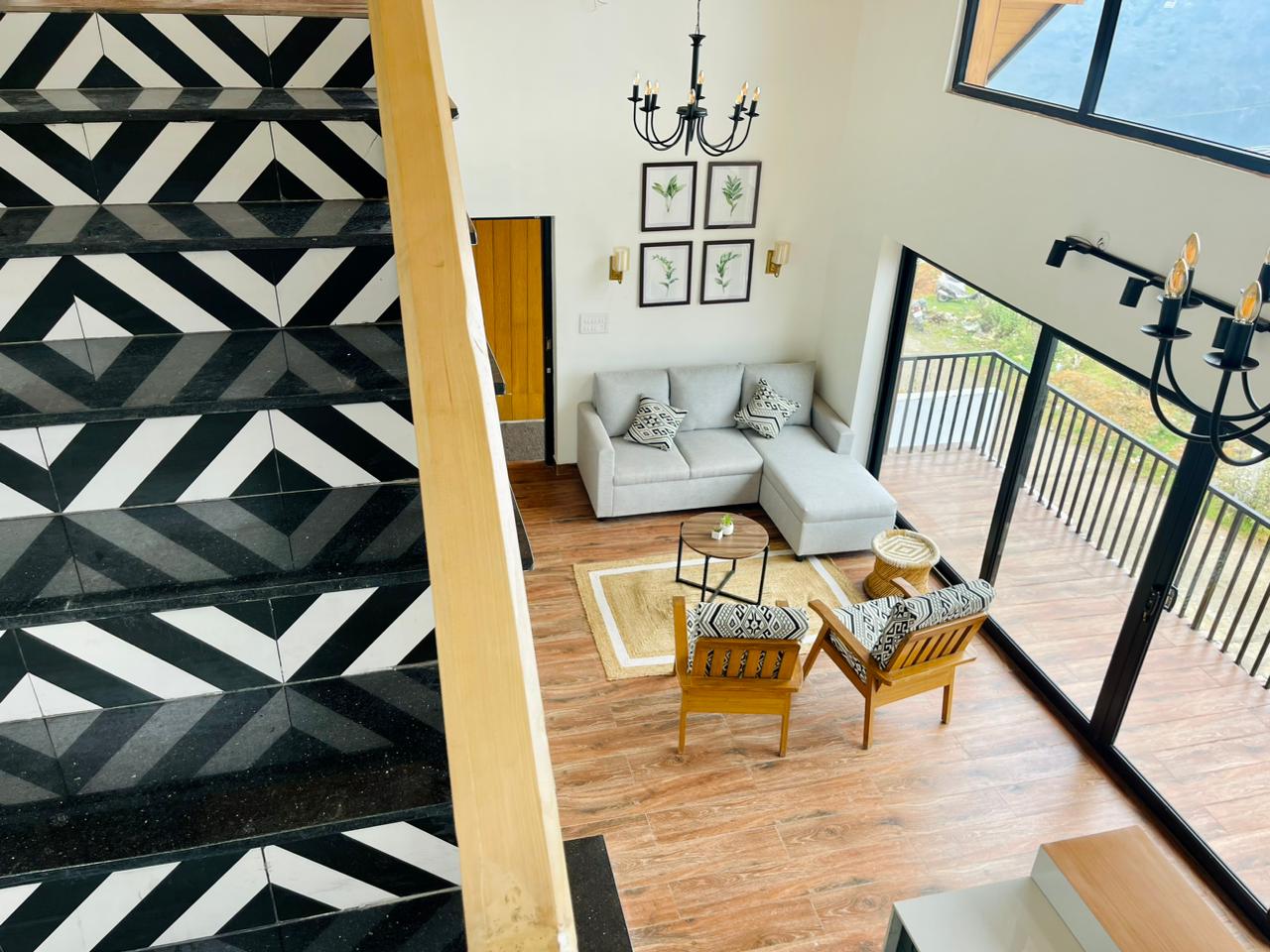 Alpine Abode - Tap to explore photos