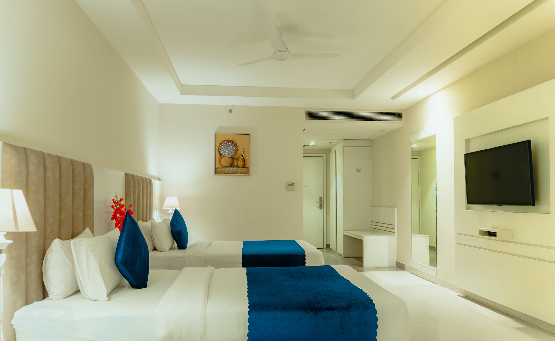 Royal Orbit - Tap to explore photos