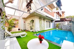 Starbloom 4BHK Pvt Pool Bathtub By Stellar Stays