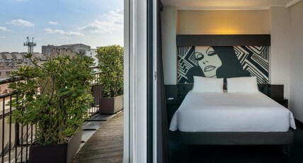 Crowne Plaza Milan City Room Type - 1 King Premium Balcony