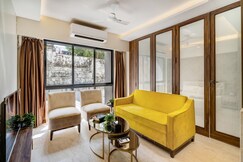 Capri Modern Studio in Secure BKC Complex w Wi Fi