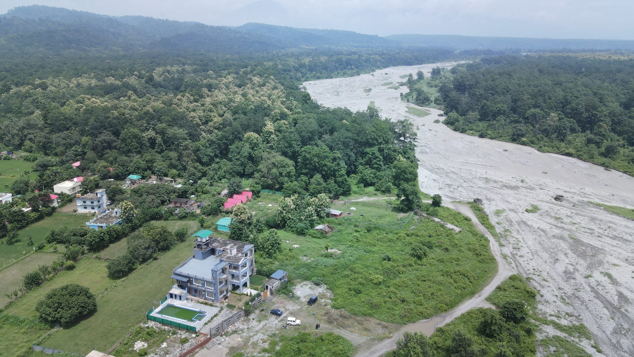 VANAM RESORT AND ROOP TOP - Tap to explore photos