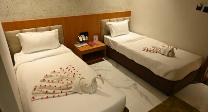 Hotel Banmali Palace Room Type - Standard Twin Bed (Separate Block 1st Floor)